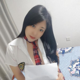 百变魔女贝贝