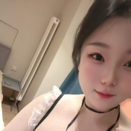 喷水大胸年轻妹妹
