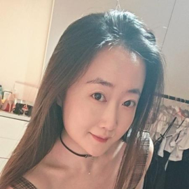 肤白颜值少妇