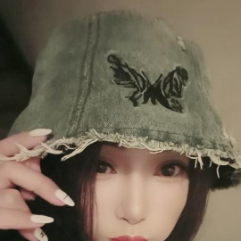 娇小少妇六宝