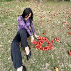 丰满少妇